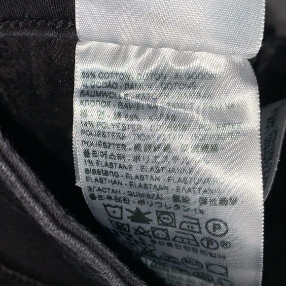 Levi’s black mid rise skinny jeans - Picture 6 of 6